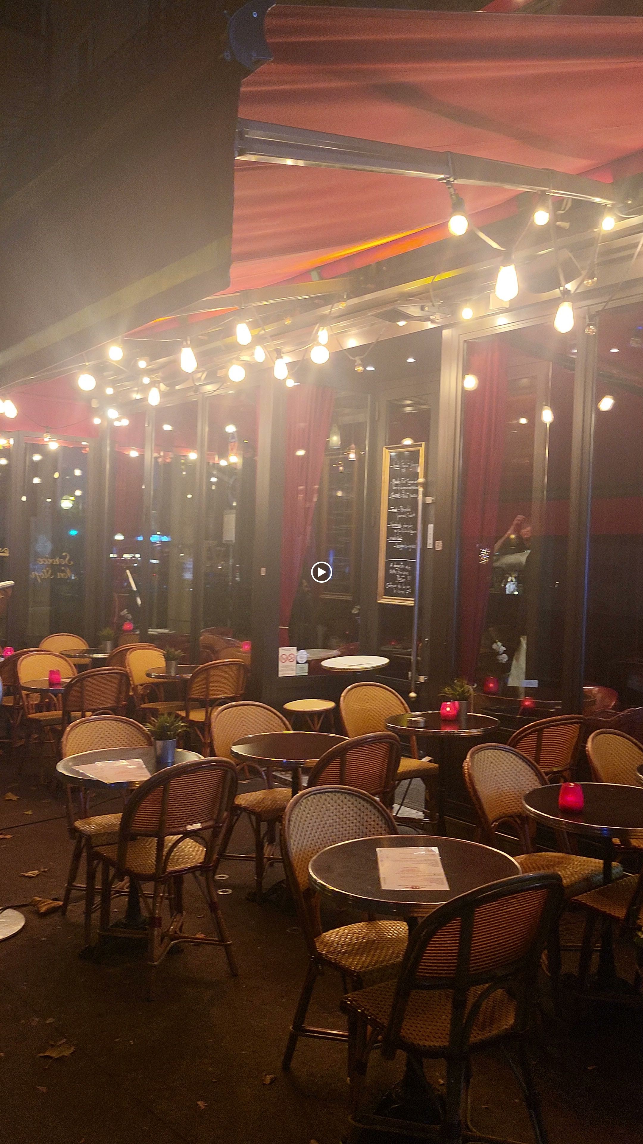 Photo n° 14 de l'avis de RIVIERA. fait le 18/11/2023 à 04:15