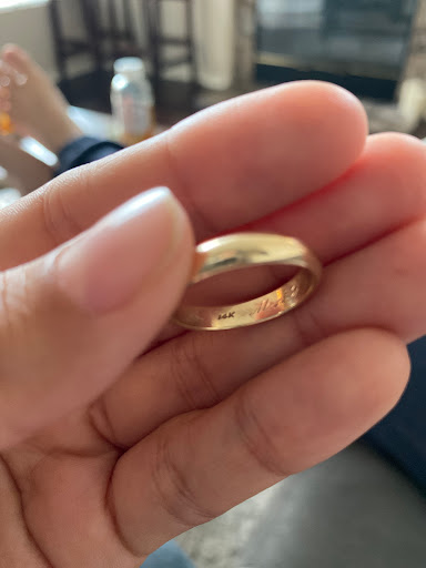 Jewelry Store «Anaheim Hills Jewelry & Coin», reviews and photos, 5562 E Santa Ana Canyon Rd, Anaheim, CA 92807, USA