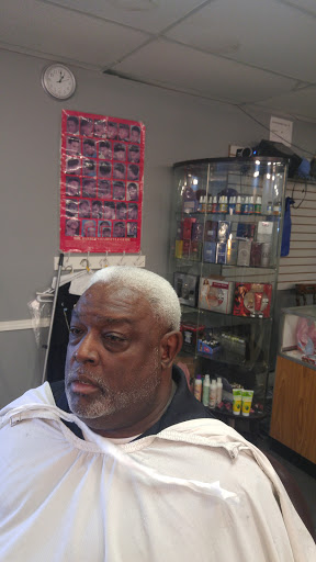 Barber Shop «King Springs Barbershop», reviews and photos, 3791 S Cobb Dr d, Smyrna, GA 30080, USA