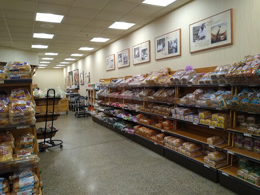 Shopping Mall «Brandywine Square Shopping Center», reviews and photos, Quarry Rd & U.S. 30, Downingtown, PA 19335, USA