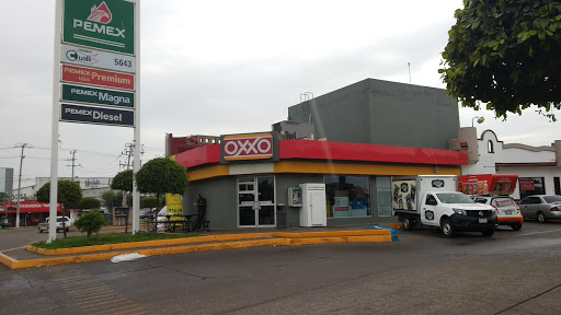 OXXO Bugambilias