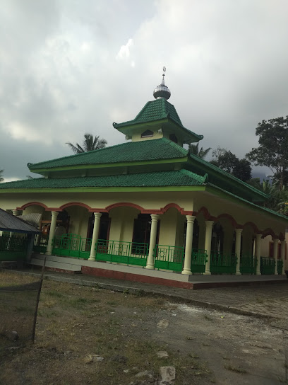 Masjid Hudatuttholibien Kesodan Desa Pamriyan Kecamatan Pituruh Kabupaten Purworejo Jawa Tengah