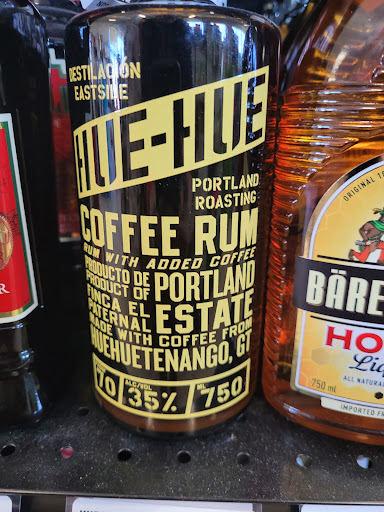 Liquor Store «Santiam Liquor Store», reviews and photos, 2530 Pacific Blvd SE, Albany, OR 97322, USA