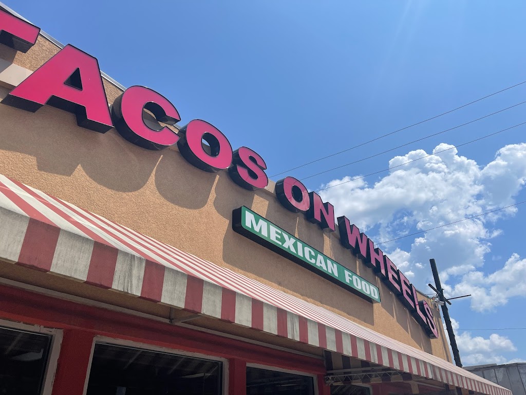 TACOS ON WHEELS 66102