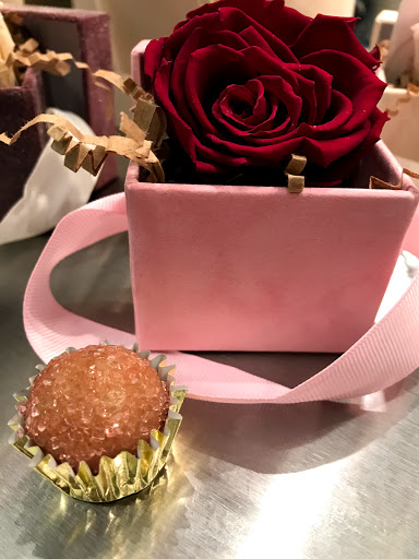 Florist «Flowers By Pouparina», reviews and photos, 1868 W Flagler St, Miami, FL 33135, USA