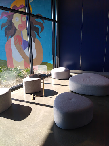 Harley-Davidson Dealer «A.D. Farrow Co. Harley-Davidson (Downtown)», reviews and photos, 491 W Broad St, Columbus, OH 43215, USA