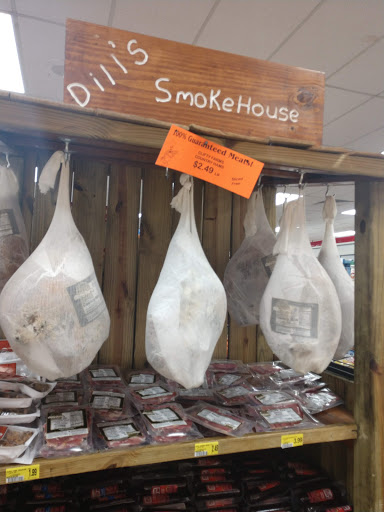 Grocery Store «Piggly Wiggly», reviews and photos, 1536 Donelson Pkwy, Dover, TN 37058, USA