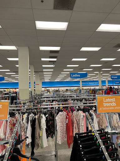 Clothing Store «Ross Dress for Less», reviews and photos, 1401 Missouri Ave N, Largo, FL 33770, USA