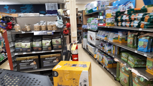 Pet Supply Store «Petco Animal Supplies», reviews and photos, 5938 Roswell Rd NE, Sandy Springs, GA 30328, USA