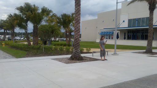 Movie Theater «Cobb Daytona Luxury Theatres», reviews and photos, 1850 Legend lane E100, Daytona Beach, FL 32114, USA