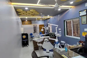 Mahavir Dental Clinic image
