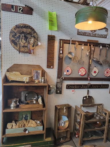 Flea Market «The Slatington Marketplace», reviews and photos, 8281 PA-873, Slatington, PA 18080, USA