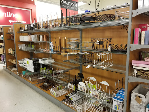 Department Store «T.J. Maxx», reviews and photos, 321 Collins Rd NE, Cedar Rapids, IA 52404, USA