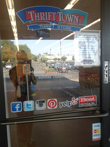 Thrift Store «Thrift Town», reviews and photos, 6328 Fair Oaks Blvd, Carmichael, CA 95608, USA