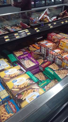 Supermarket «Walmart Neighborhood Market», reviews and photos, 3031 Mid Rivers Mall Dr, St Peters, MO 63376, USA