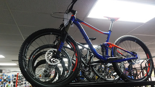 Bicycle Store «Hillsboro Bicycle Center», reviews and photos, 3330 W Hillsboro Blvd, Deerfield Beach, FL 33442, USA