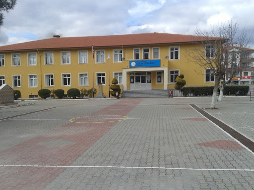 Kötekli Salih Zeki Gür İlkokulu