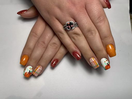 Spa «Indulgence Nail Salon & Spa», reviews and photos, 5976 OH-48, Maineville, OH 45039, USA