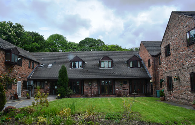 Reviews of Worsley Lodge Care Home in Manchester - Retirement home