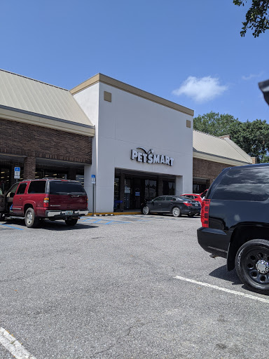 Pet Supply Store «PetSmart», reviews and photos, 6251 N Davis Hwy, Pensacola, FL 32504, USA