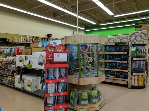 Pet Supply Store «Petco Animal Supplies», reviews and photos, 11331 W Broad St #151, Glen Allen, VA 23060, USA