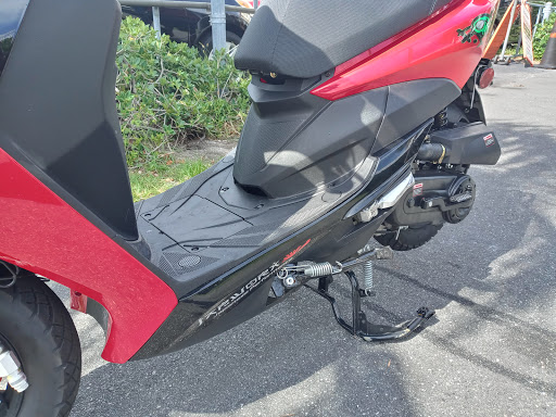 Scooter Rental Service «Hot Scooter Rental & Bicycles», reviews and photos, 2910 E Sunrise Blvd, Fort Lauderdale, FL 33304, USA