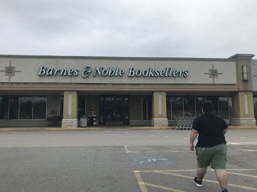 Book Store «Barnes & Noble», reviews and photos, 270 Hartford Ave, Bellingham, MA 02019, USA