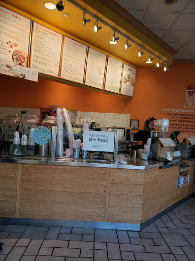 Shopping Mall «Vineyard Town Center Shopping Center», reviews and photos, 451 Vineyard Blvd, Morgan Hill, CA 95037, USA