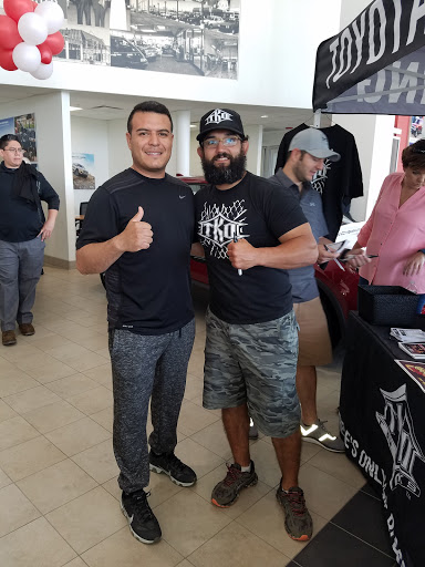 Used Car Dealer «Big Shoe Auto Sales», reviews and photos, 1700 W Airport Fwy, Irving, TX 75061, USA