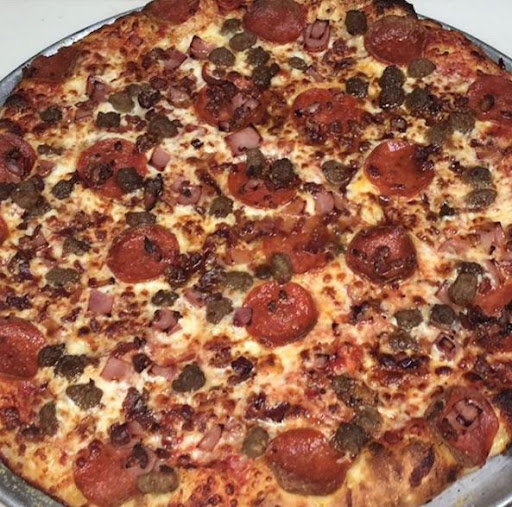 Pizza Restaurant «Alan D Liquor», reviews and photos, 2300 W Auburn Rd, Rochester Hills, MI 48309, USA