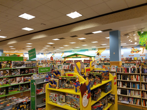 Book Store «Barnes & Noble», reviews and photos, 18025 Garden Way NE, Woodinville, WA 98072, USA