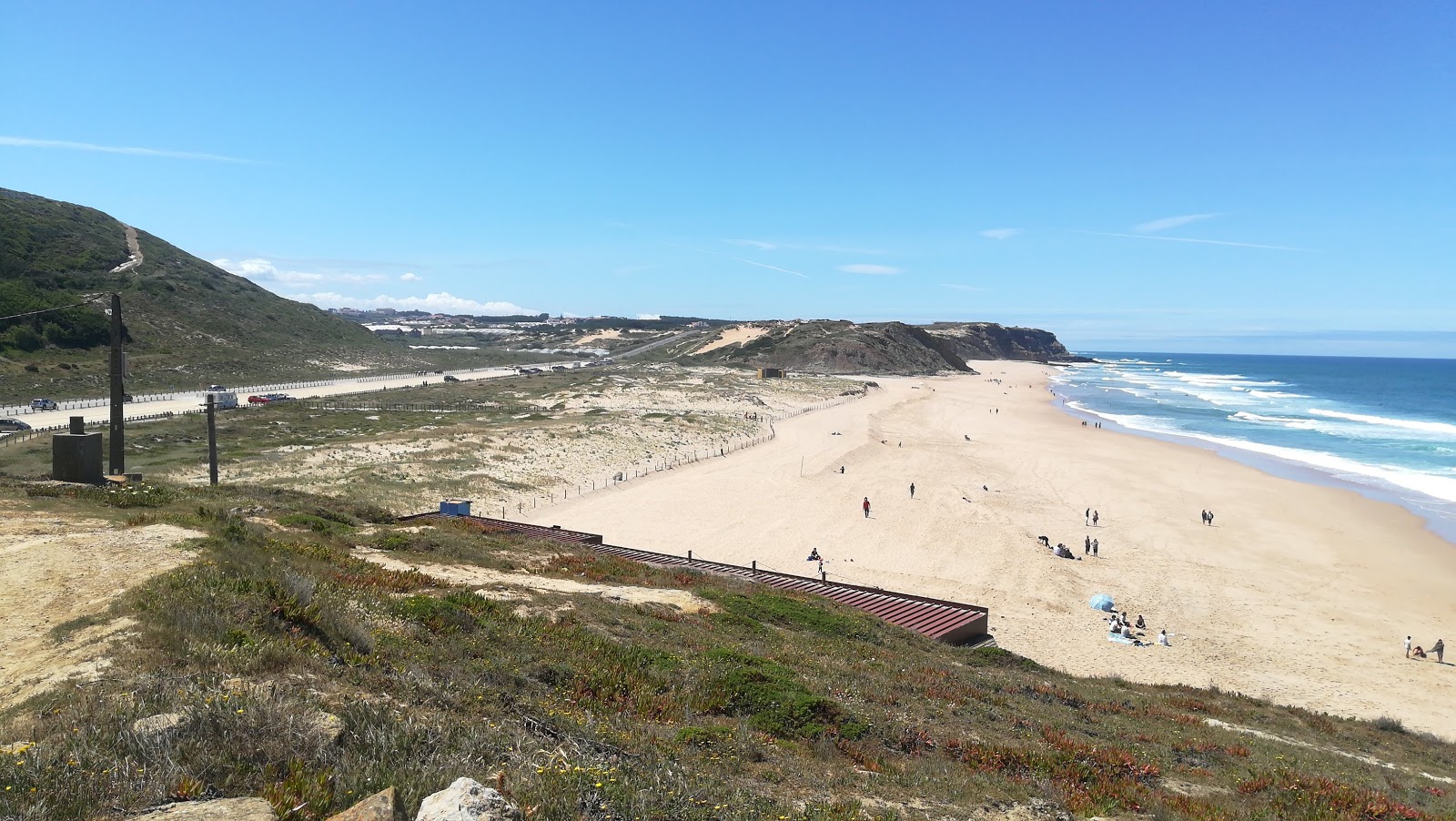 Zdjęcie Praia de Santa Rita z powierzchnią jasny, drobny piasek