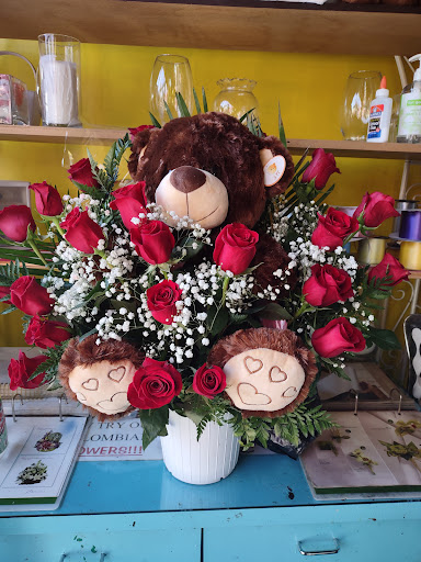 Florist «Flowers Vs Flowers», reviews and photos, 414 Main St, Paterson, NJ 07501, USA