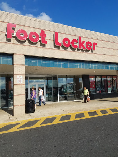 Shopping Mall «Roosevelt Mall», reviews and photos, 2339 Cottman Ave #1, Philadelphia, PA 19149, USA