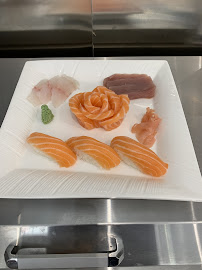 Sashimi du Restaurant asiatique TANOSHI à Bailly-Romainvilliers - n°6