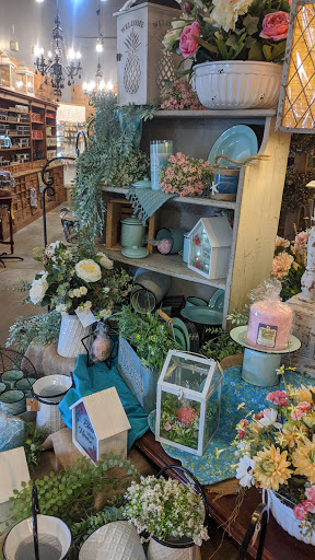 Candle Store «Warm Glow Candle Store», reviews and photos, 2131 N Centerville Rd, Centerville, IN 47330, USA