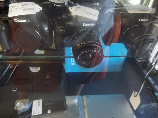 Pawn Shop «Tempe Pawn and Gold», reviews and photos, 2105 S Rural Rd, Tempe, AZ 85282, USA