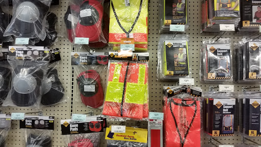 Hardware Store «Harbor Freight Tools», reviews and photos, 22330 S Sterling Blvd STE 101, Sterling, VA 20164, USA