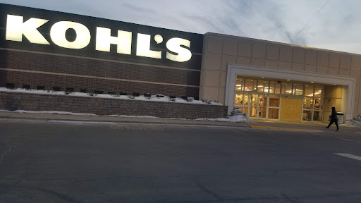 Shopping Mall «Rivercrest Shopping Center», reviews and photos, 13120 Rivercrest Dr, Crestwood, IL 60445, USA