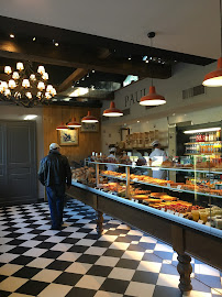 Vitrine du Restaurant servant le petit-déjeuner Boulangerie Paul Aix-Tourelles à Aix-en-Provence - n°5