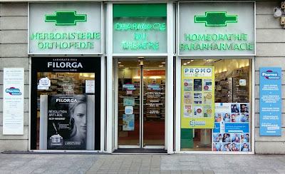 Pharmacie du théâtre à Laval