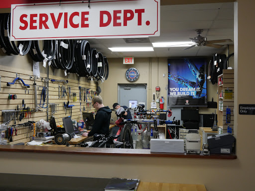 Bicycle Store «M & M Cyclery», reviews and photos, 734 Butterfield Rd, Mundelein, IL 60060, USA