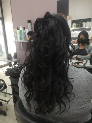 Olivia Garcia Peluquería en Almuñécar, Granada