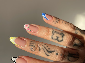 Lady Luck Nails