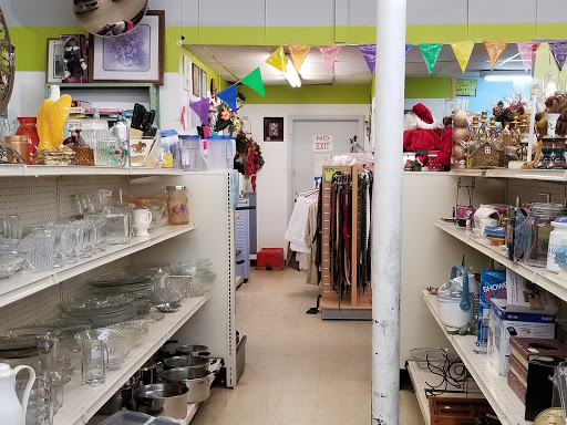 Thrift Store «Atlanta Mission Thrift Store», reviews and photos, 1416 S Broad St, Commerce, GA 30529, USA