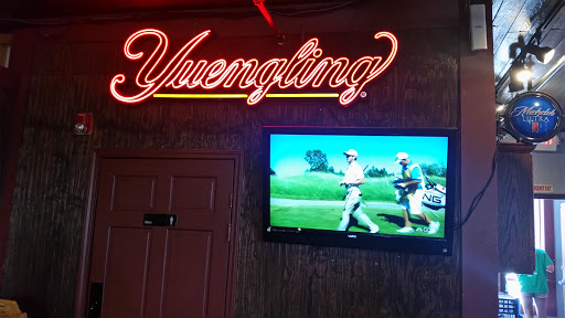 Restaurant «Irish Bred Pub & Grill», reviews and photos, 210 Adamson Square, Carrollton, GA 30117, USA