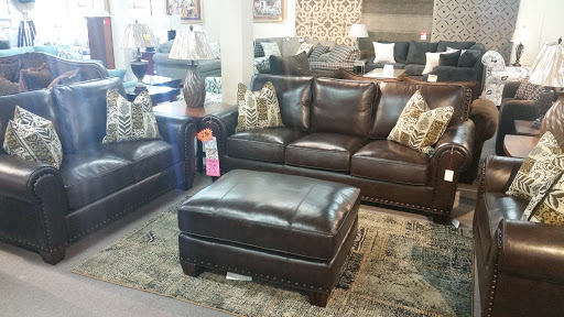 Furniture Store «Royal Furniture Co», reviews and photos, 500 N 19th St, Baton Rouge, LA 70802, USA