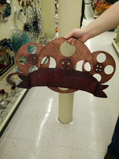 Craft Store «Hobby Lobby», reviews and photos, 910 Great E Plaza, Niles, OH 44446, USA