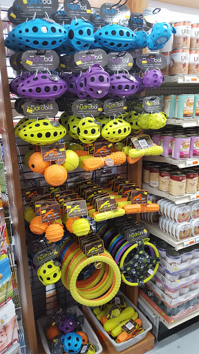 Pet Supply Store «Mini Pet Mart», reviews and photos, 1999 Main St, Springfield, OR 97477, USA