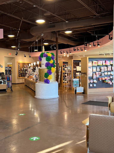 Wedding Bakery «elé Cake Co.», reviews and photos, 810 E Dixie Dr, Dayton, OH 45449, USA